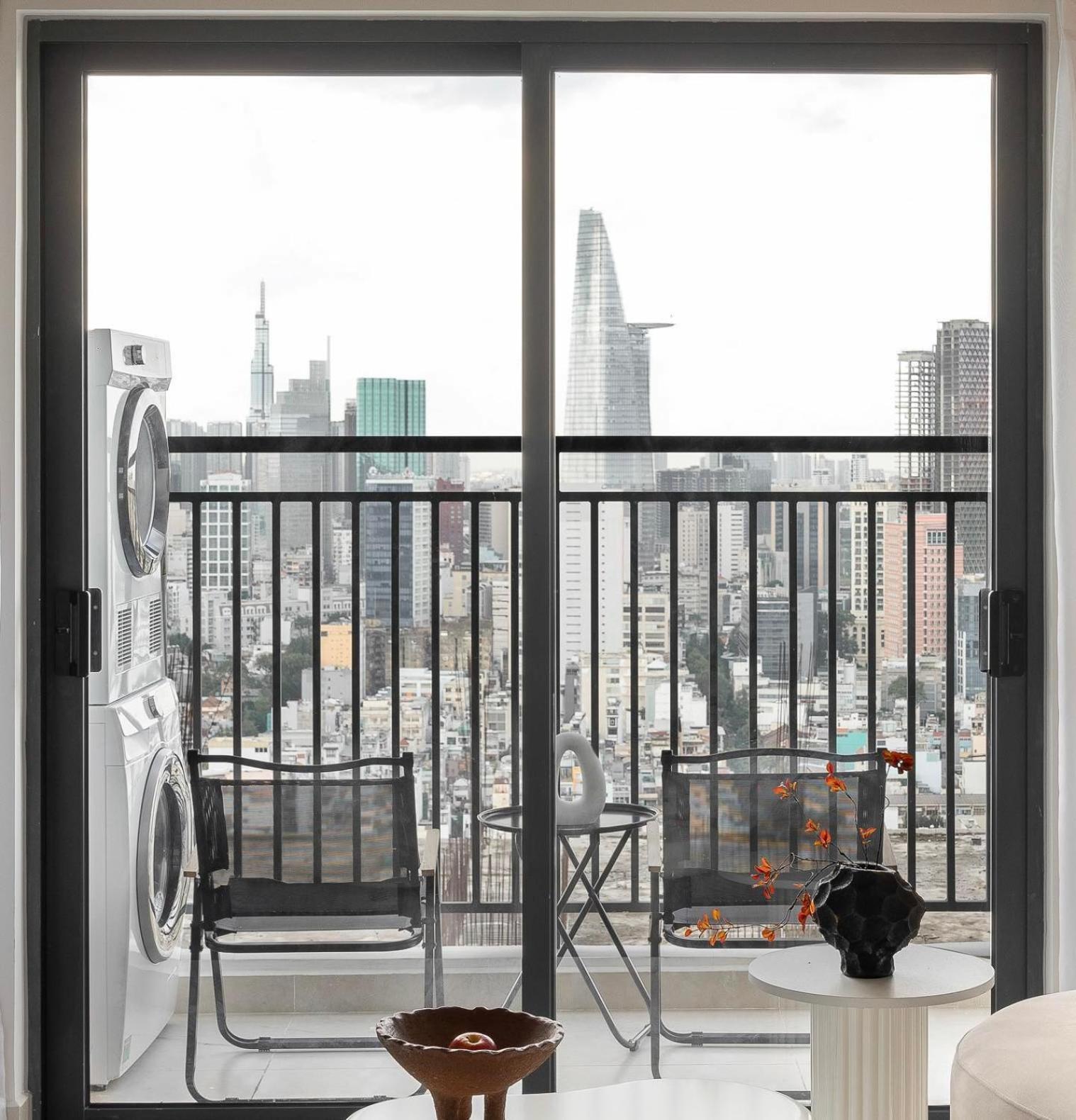 Soho Penthouse Floor 2br View Bitexco L81 Bui Vien 400m Khách sạn hẻo lánh TP. Hồ Chí Minh