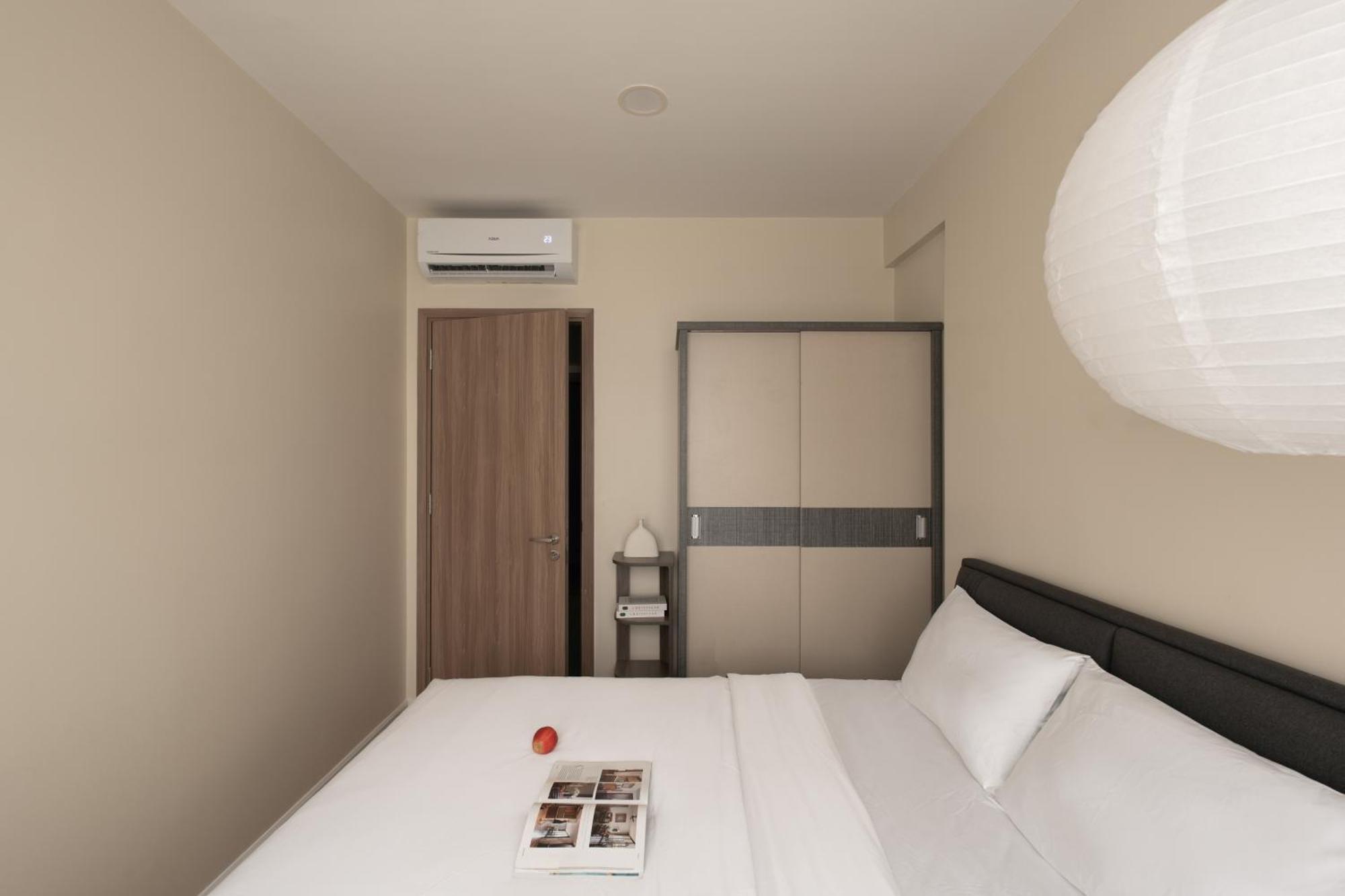 Soho Penthouse Floor 2br View Bitexco L81 Bui Vien 400m