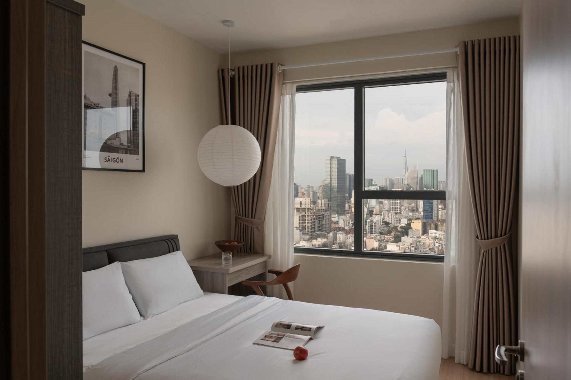 Khách sạn hẻo lánh Soho Penthouse Floor 2br View Bitexco L81 Bui Vien 400m