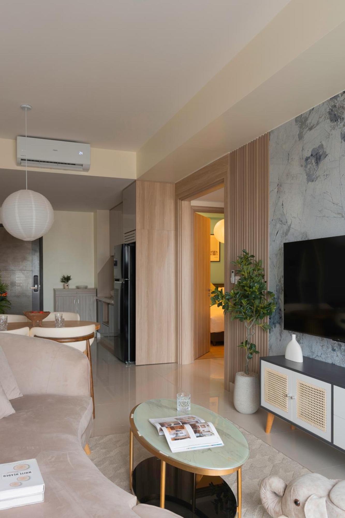 Soho Penthouse Floor 2br View Bitexco L81 Bui Vien 400m Khách sạn hẻo lánh *