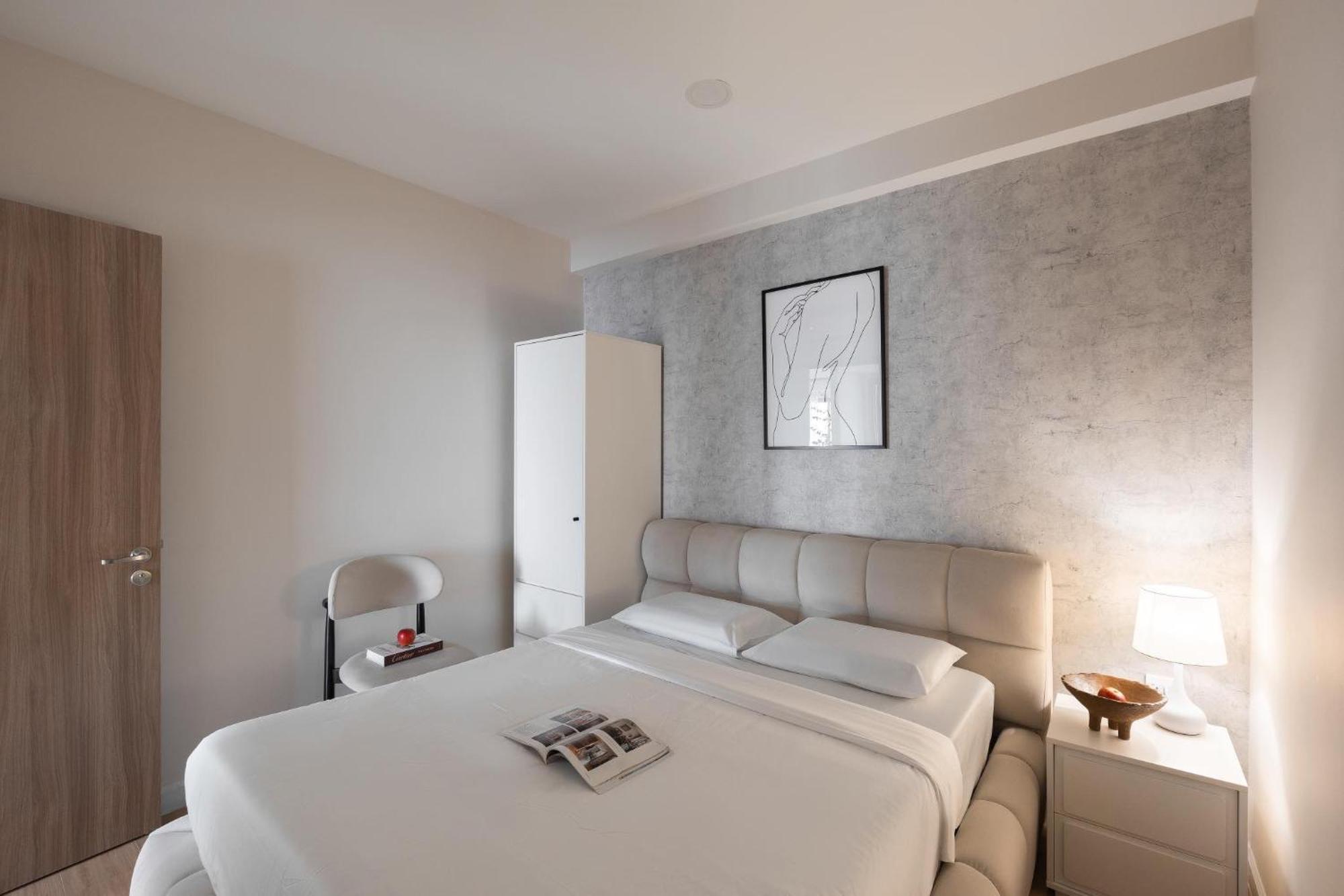 Khách sạn hẻo lánh Soho Penthouse Floor 2br View Bitexco L81 Bui Vien 400m *