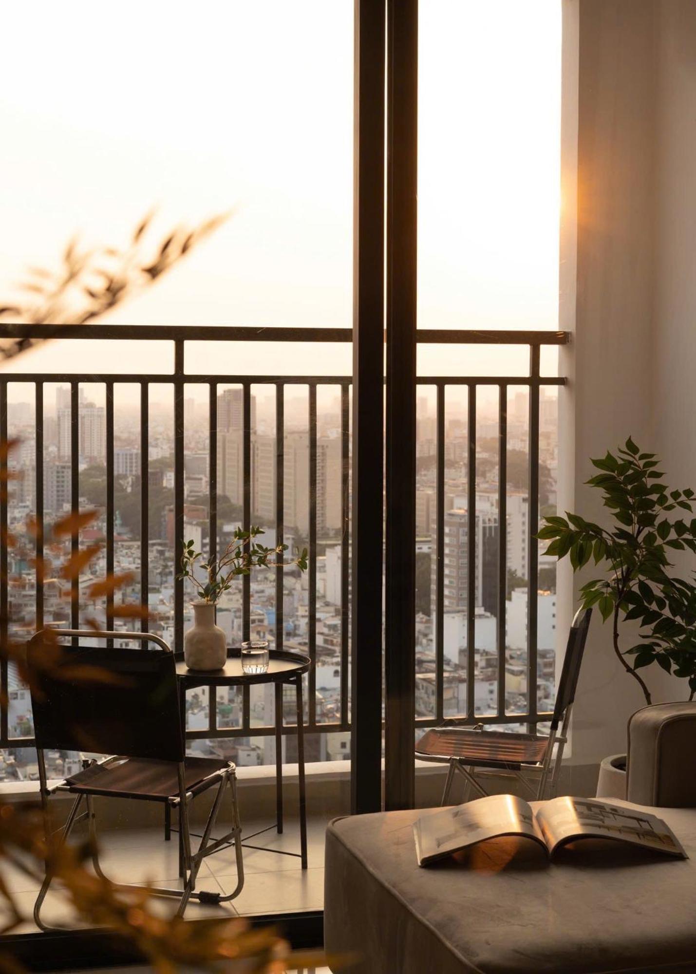 Khách sạn hẻo lánh Soho Penthouse Floor 2br View Bitexco L81 Bui Vien 400m